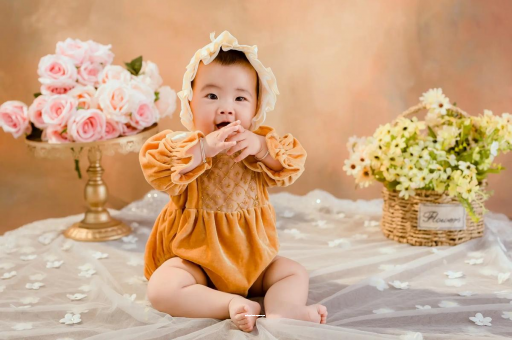 沙河宝宝多大可以吃水果